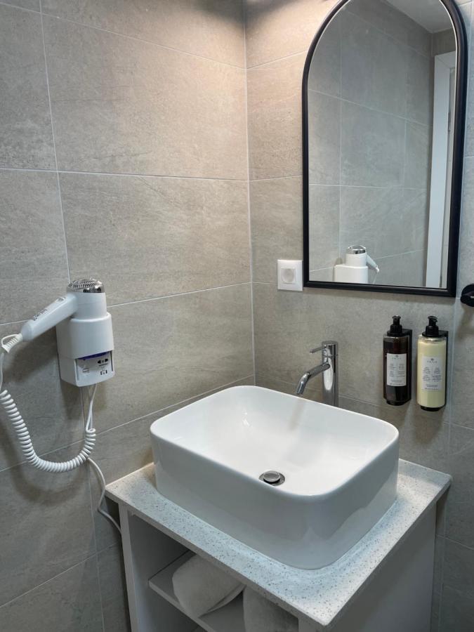 Royal Grey Apartment ซาราเยโว ภายนอก รูปภาพ